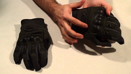 finger pointing on Oakley Factory Pilot Gloves armor