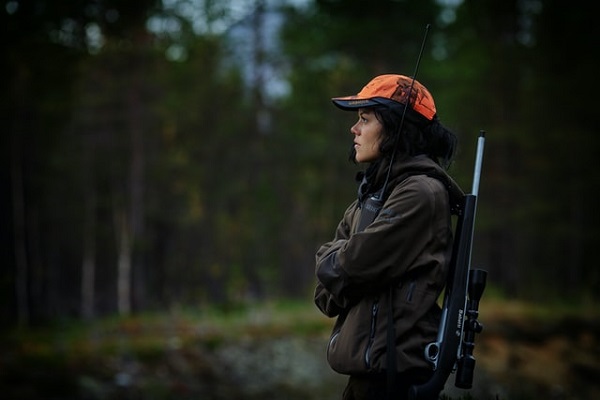 woman hunter in the woods