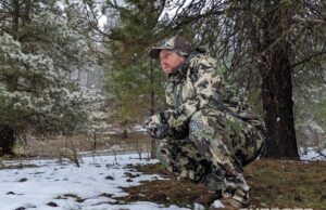 hunter wearing Pnuma Camo during snow