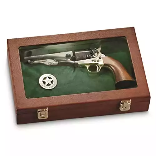 Handgun display case with lock