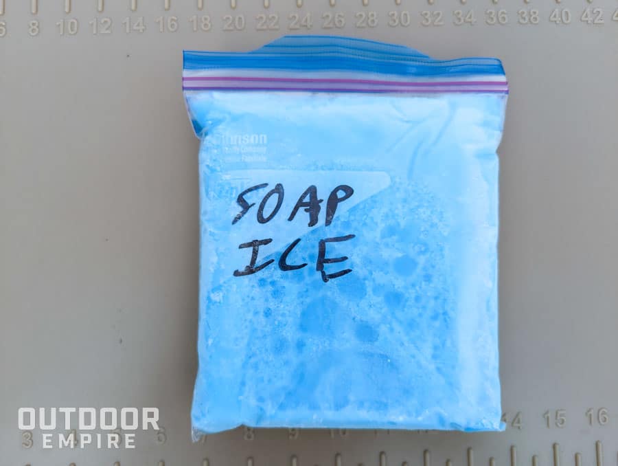 Homemade ice pack made of dish soap in a resealable bag